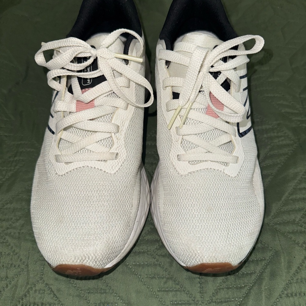 New Balance Fresh Foam Tennis 7